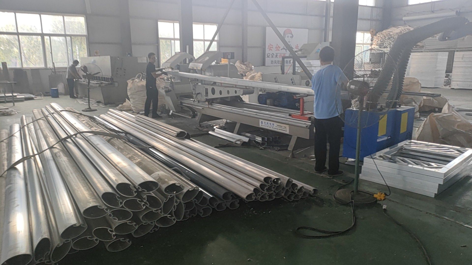 鋁合金護欄生產(chǎn)的工序